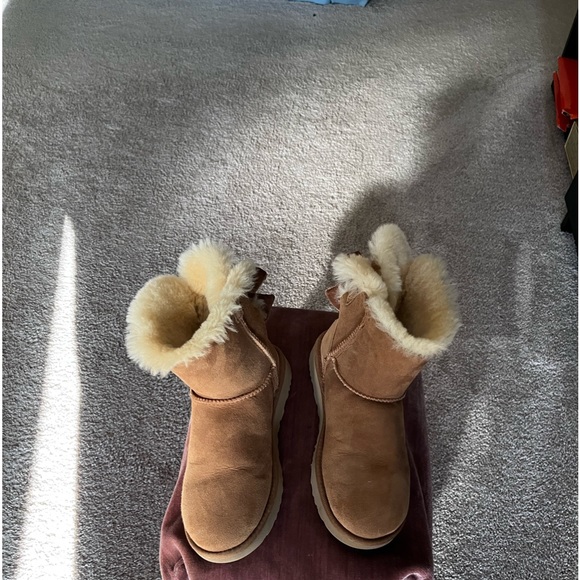 UGG Australia 1092972 chestnut  7 US Mini Bailey Bow II Winter Boots - Picture 1 of 13